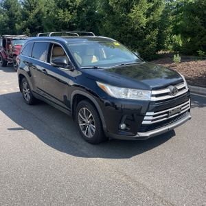صورة مصغرة 12 لـ 2019 Toyota HIGHLANDER XLE