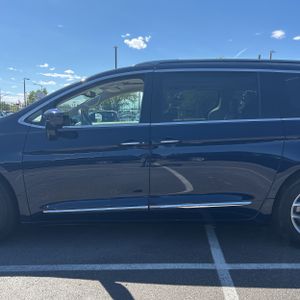 CHRYSLER PACIFICA TOURING L PLUS - 4
