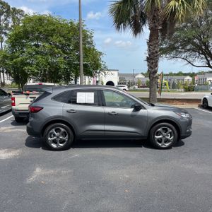 FORD ESCAPE ST-LINE - 10