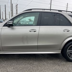 صورة 4 لـ 2020 Mercedes-BENZ GLE
