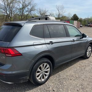 VOLKSWAGEN TIGUAN 2.0T S 4MOTION - 9