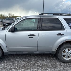FORD ESCAPE XLT - 4