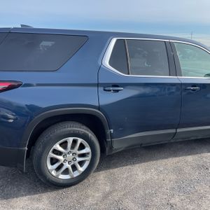 CHEVROLET TRAVERSE LS - 9