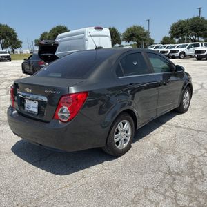 صورة 8 لـ 2016 Chevrolet SONIC LT AUTO