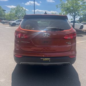 HYUNDAI SANTA FE SPORT 2.4L - 7