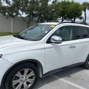 2015 Mitsubishi OUTLANDER SE — фото 2