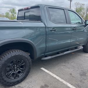 CHEVROLET SILVERADO 1500 ZR2 - 9