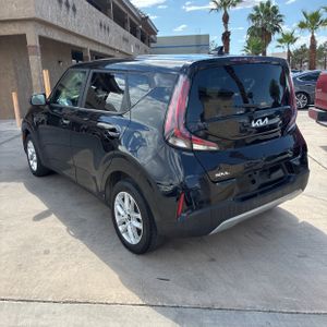صورة 5 لـ 2023 KIA SOUL LX