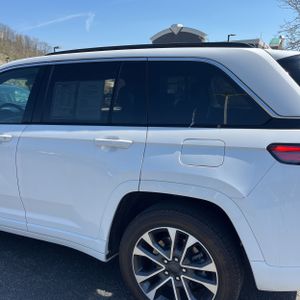 JEEP GRAND CHEROKEE OVERLAND 4XE - 6