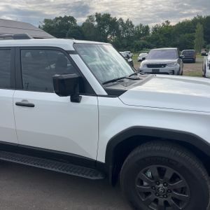 2026 Toyota LAND CRUISER BASE — миниатюра 13