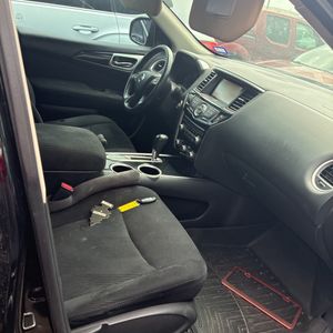 2014 Nissan PATHFINDER SV 缩略图 30