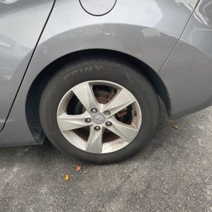 2011 Hyundai ELANTRA GLS 缩略图 18