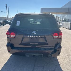 2019 Toyota SEQUOIA SR5 — фото 7