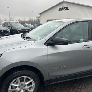CHEVROLET EQUINOX LS - 2
