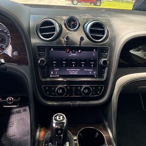 صورة 37 لـ 2019 Bentley BENTAYGA V8