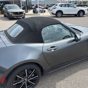 MAZDA MX-5 MIATA GRAND TOURING - 9