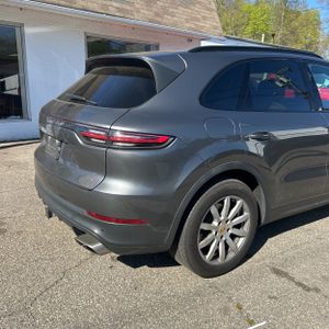 PORSCHE CAYENNE - 9