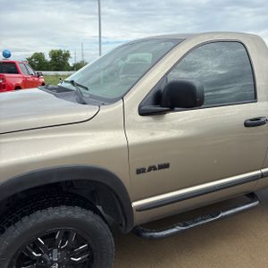 DODGE RAM 1500 SLT - 2