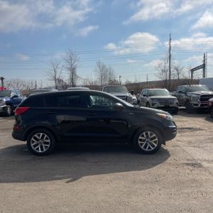 KIA SPORTAGE LX - 10