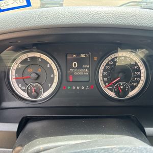 2019 RAM 1500 CLASSIC TRADESMAN 缩略图 38
