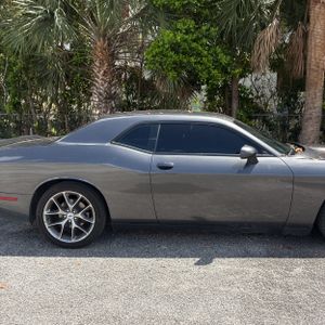 DODGE CHALLENGER GT - 9