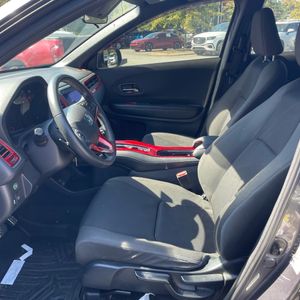 صورة 32 لـ 2019 Honda HR-V SPORT