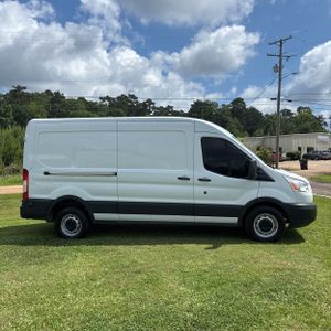 FORD TRANSIT 250 - 10