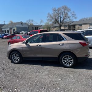 CHEVROLET EQUINOX LT - 3