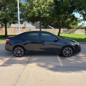 2015 Toyota COROLLA S PLUS — фото 10