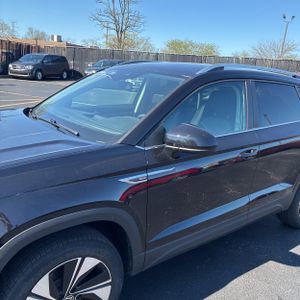 VOLKSWAGEN TAOS SE 4MOTION - 2