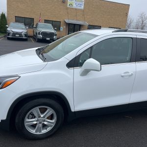 CHEVROLET TRAX LT - 2