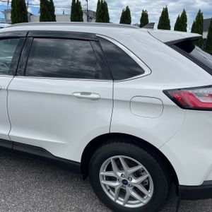 FORD EDGE SEL - 6
