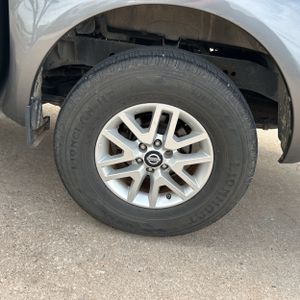 صورة مصغرة 18 لـ 2019 Nissan FRONTIER SV
