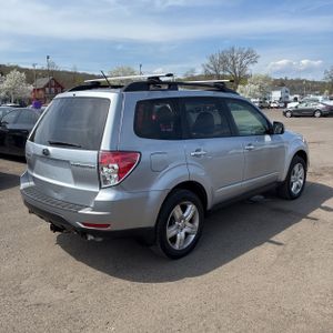 SUBARU FORESTER 2.5X PREMIUM - 8
