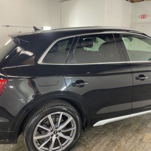 AUDI SQ5 PREMIUM PLUS - 9