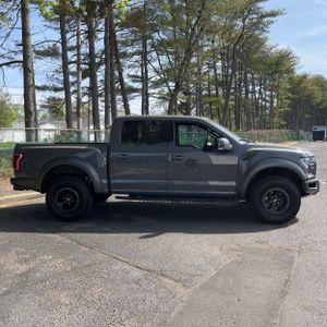 FORD F-150 RAPTOR - 10
