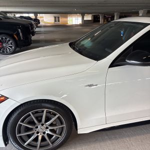 صورة 2 لـ 2023 Mercedes-BENZ C-CLASS AMG