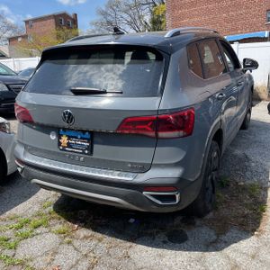 VOLKSWAGEN TAOS SE 4MOTION - 8