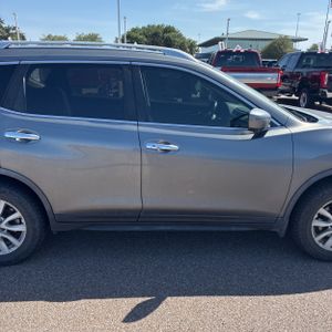 2017 Nissan ROGUE SV — миниатюра 11