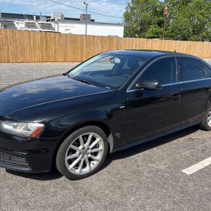 AUDI A4 2.0T PREMIUM - 2
