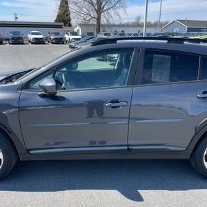 SUBARU CROSSTREK LIMITED - 4