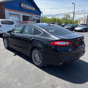 FORD FUSION SE - 5