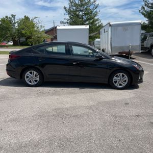 HYUNDAI ELANTRA VALUE EDITION - 10