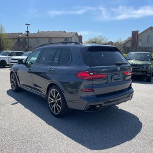 BMW X7 M50I - 5