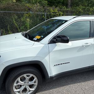 2024 JEEP COMPASS LATITUDE 照片 2