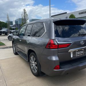 LEXUS LX 570 BASE - 4