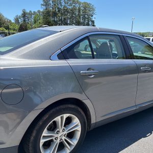 FORD TAURUS SEL - 9
