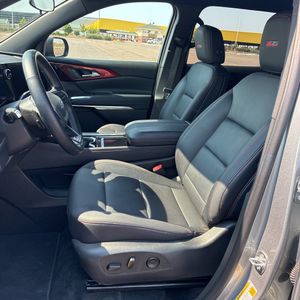 صورة مصغرة 32 لـ 2025 Chevrolet TRAVERSE Z71