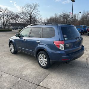 SUBARU FORESTER X PREMIUM - 5