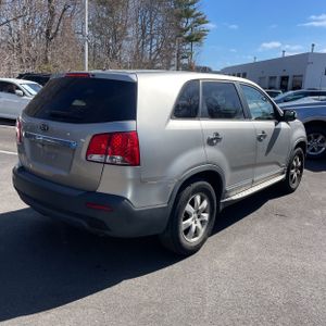 KIA SORENTO LX - 8